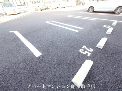 【駐車場】 | ヴィスタブライトE