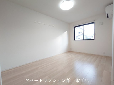 【洋室】 | ヴィスタブライトE
