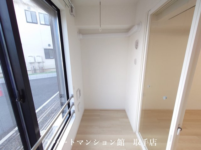 ヴィスタブライトEのバルコニー