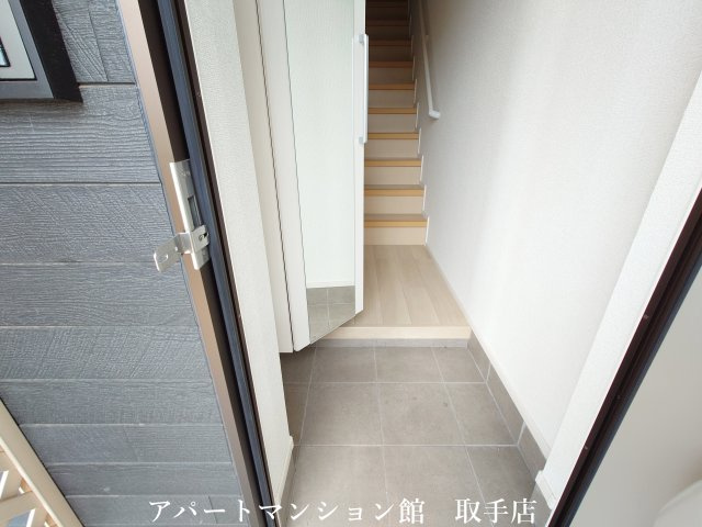 ヴィスタブライトEの玄関