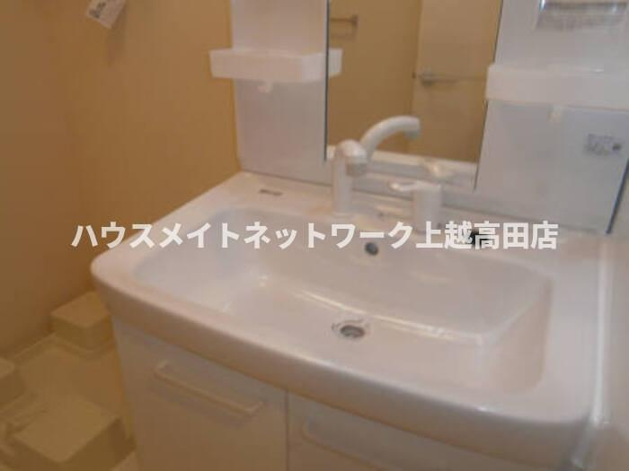 メゾン ソレイユの独立洗面台|洗髪洗面化粧台

