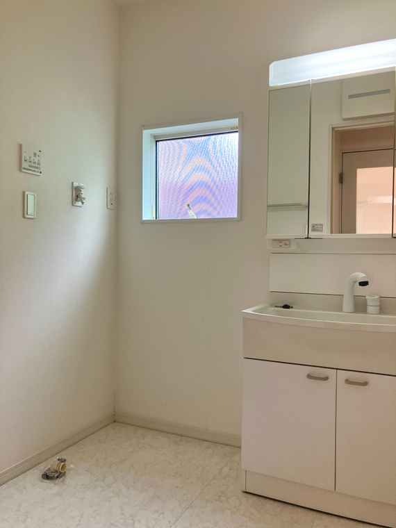 福田戸建の洗面所