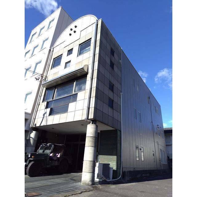 岐阜市敷島町１丁目の店舗事務所