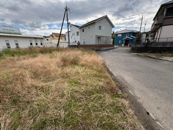 貴志川町井ノ口　土地の前面道路含む現地写真