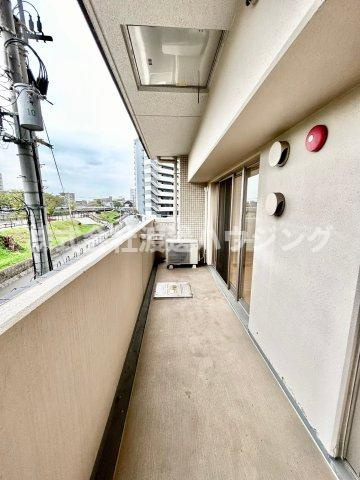 シャンテミキのバルコニー