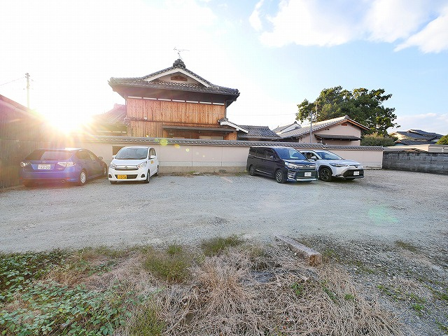 美濃庄町ガレージ
