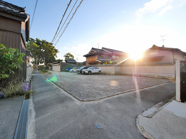 美濃庄町ガレージ