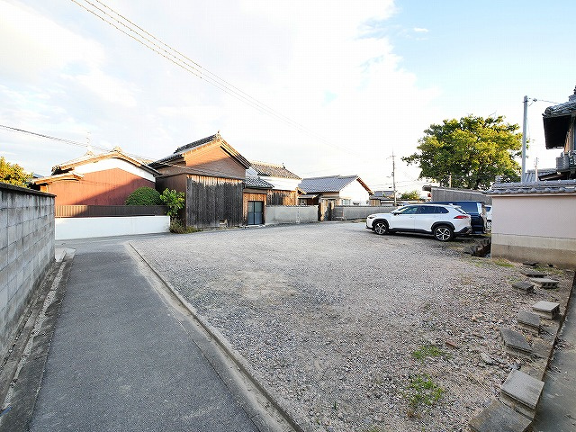 美濃庄町ガレージ