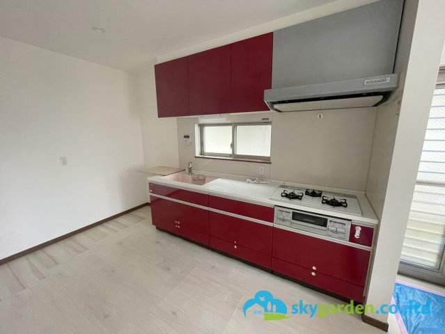 秦野市水神町　中古戸建のキッチン