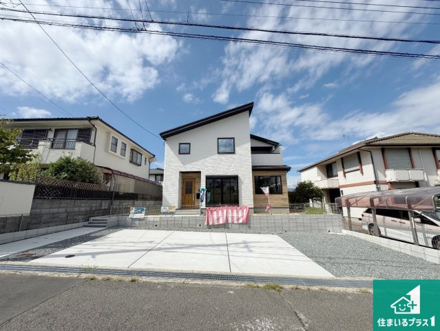 神戸市西区桜が丘西町　新築一戸建ての外観|お客様に長く安心して住んでいだだける事にこだわった家づくり！住んでからのアフターサービスにもしっかりと取り組んでいます！