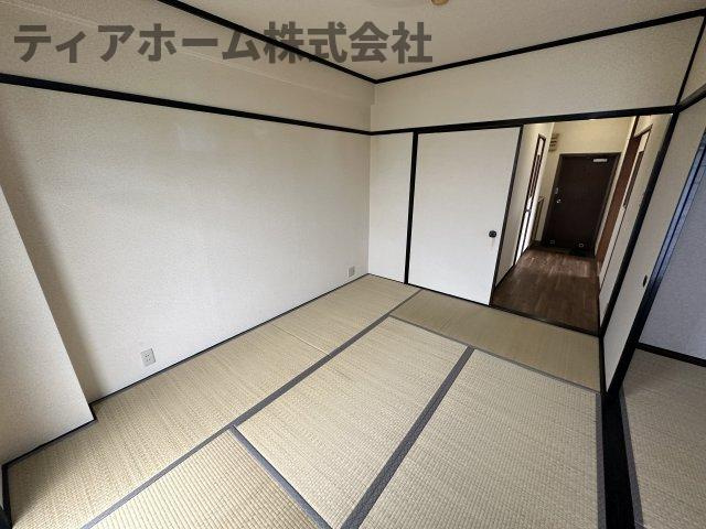 葛城市尺土の賃貸マンションの和室