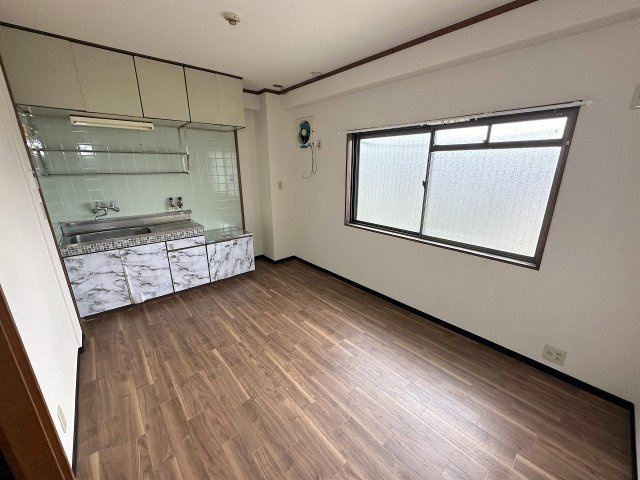 葛城市尺土の賃貸マンション