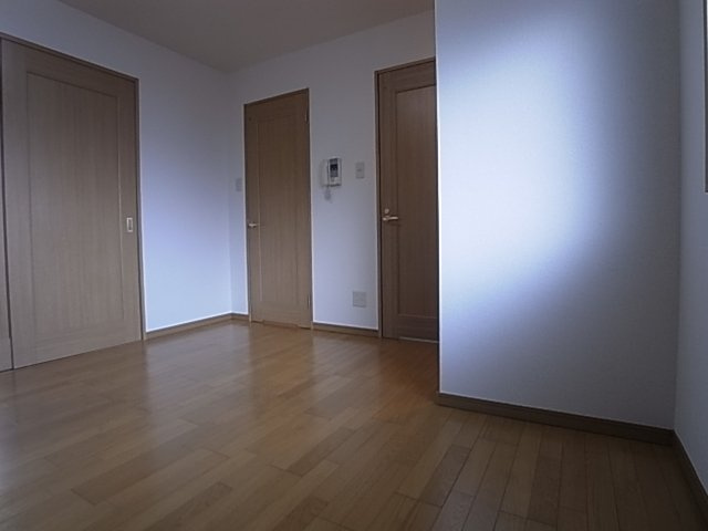 神戸市兵庫区西上橘通２丁目の賃貸マンション