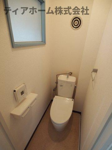 関屋あしびハイツ9号棟のトイレ|シンプルで使いやすいトイレです