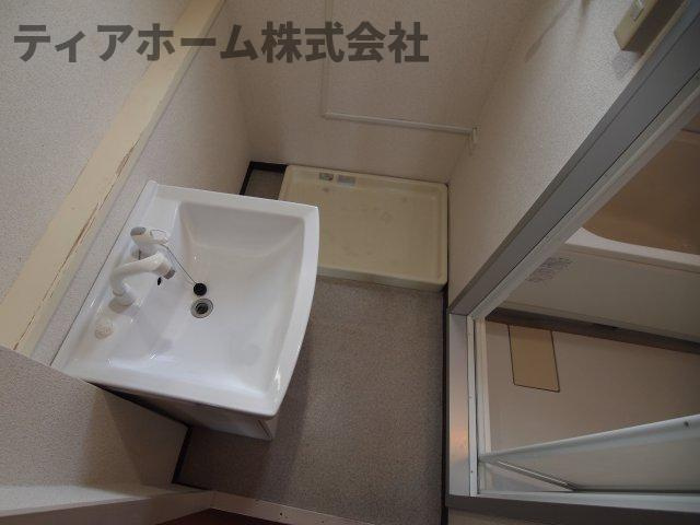 関屋あしびハイツ9号棟の独立洗面台|独立洗面化粧台が付いています