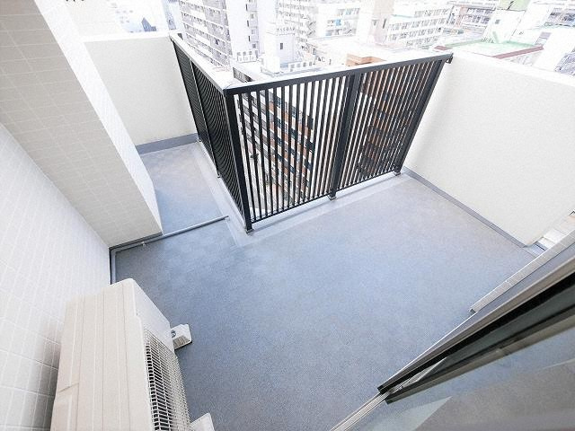 ラクラス新大阪のバルコニー