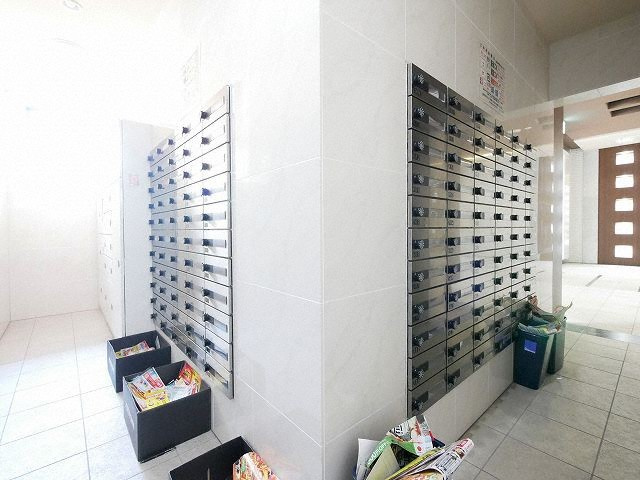 ラクラス新大阪のその他共用部分|集合郵便受け