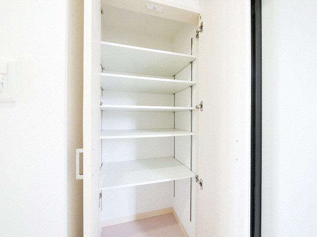 ラクラス新大阪の収納