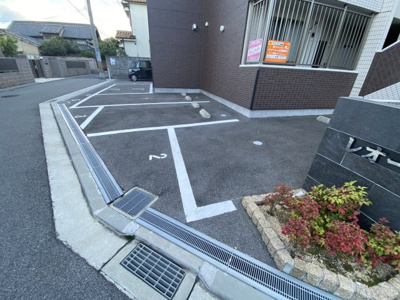 【駐車場】 | レオーネK