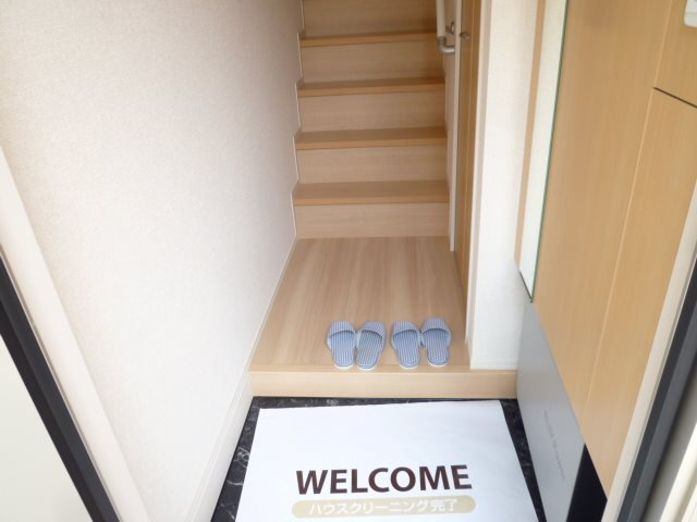 ☆姿見付きのシューズボックスがあります☆