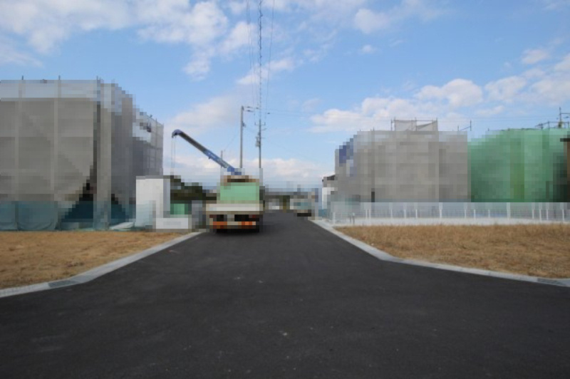 大そね甲　Ａ号地　建築条件付き　売土地（全2区画）の前面道路含む現地写真