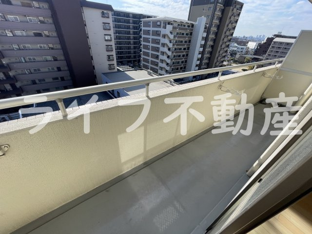 オルゴグラート長田のバルコニー|バルコニーからの眺めを楽しみながら食事をしませんか