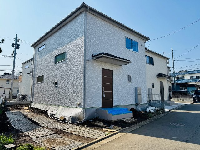 八王子市　下恩方町　新築一戸建ての外観|～バス停徒歩2分　2路線利用可能な高尾駅へのアクセス良好、陽当たりの良い新築一戸建て～