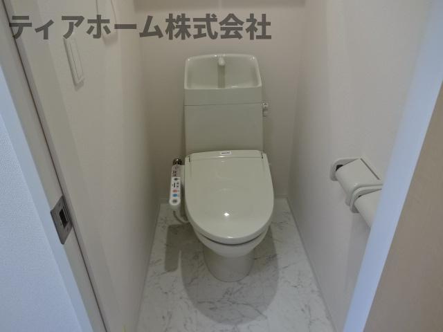 ラ　シュエット　ふたかみのトイレ|シャワー付トイレ