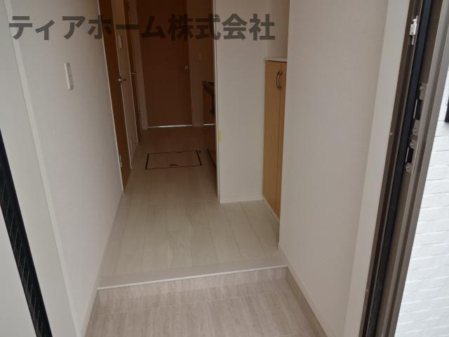 ラ　シュエット　ふたかみの玄関|玄関