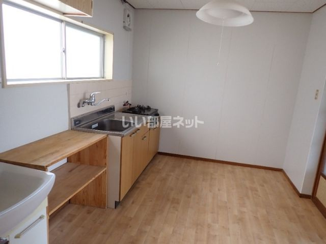 レジデンス船尾のキッチン