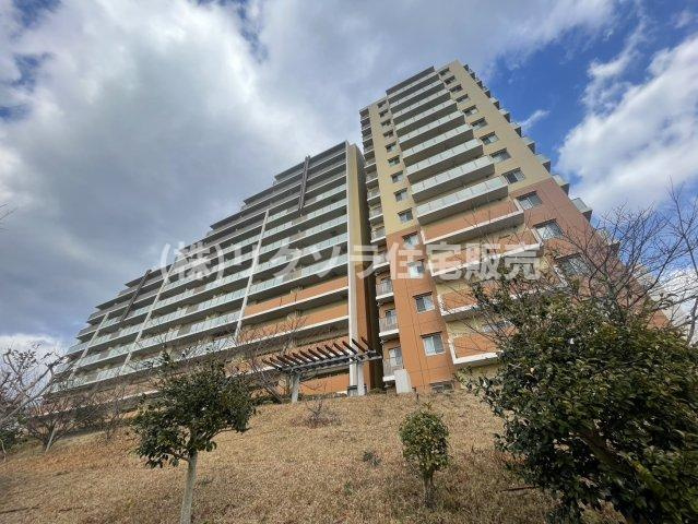 パークシティ梅が丘プラムヒルズの外観|新しい生活にいかがでしょうか？外観はお住まいの顔になります。こだわりたいポイントですね。水回りリフォームやリノベーションも承ってます。
■現地見学・資金計画相談・住宅ローン相談もお問合せ受付中■
