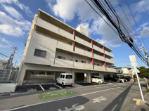 Ｖｉｌｌａ　ｅｎｓｏｌｅｉｌｌéｅ（ヴィラ・アンソレイエ）の画像