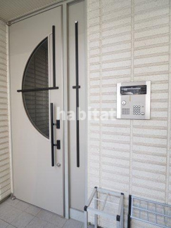 【エントランス】 | オートロック完備で安心のエントランス