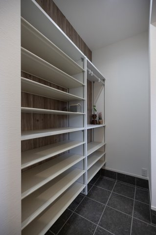 新築一戸建八代市八幡町の収納|大きなスペースがあり、収納には困りません