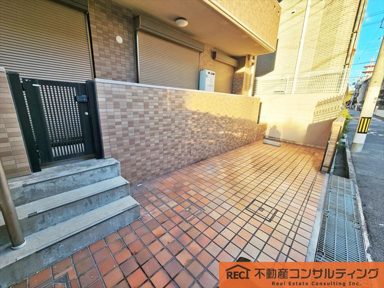 セレッソコート六甲徳井町の駐車場