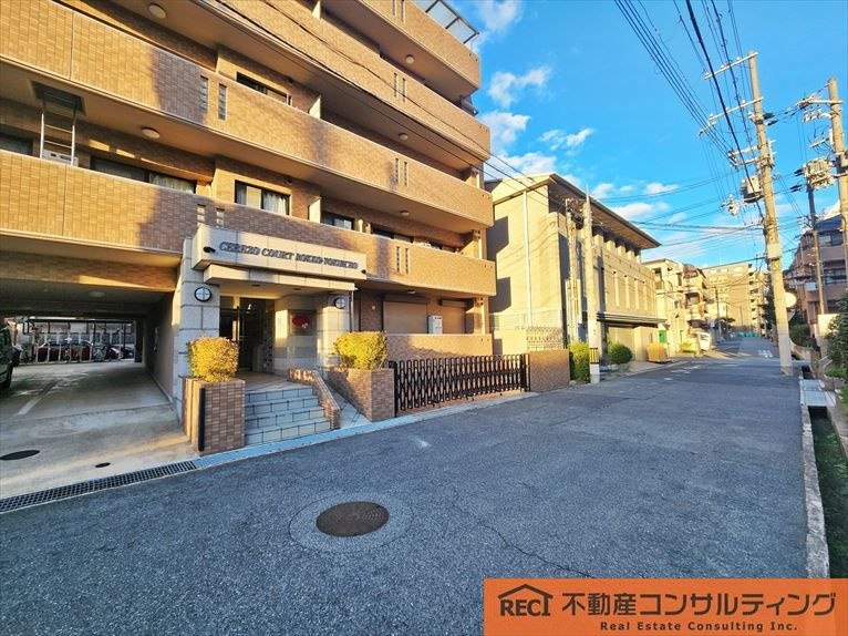 セレッソコート六甲徳井町の外観