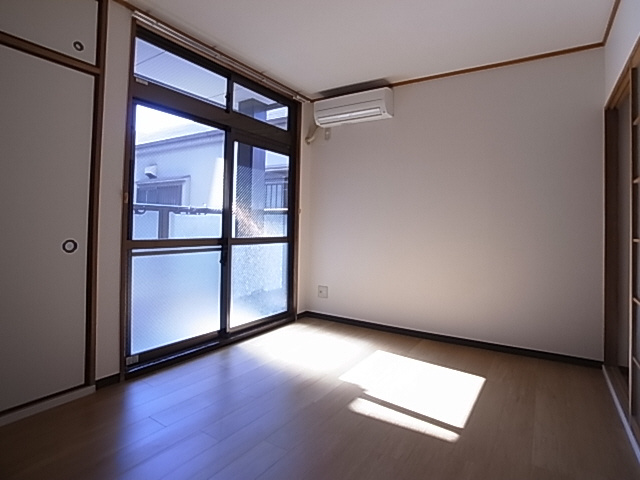 神戸市須磨区大田町６丁目のアパートの内装|洋室