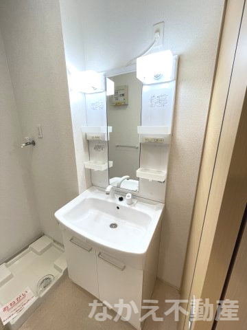 【洗面所】 | ゆったりとスペースのある洗面所