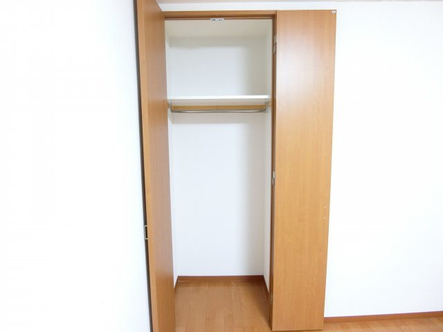 アプローズ狭山の収納|同物件別部屋