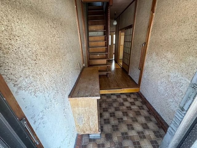 大久保町3丁目　中古一戸建ての玄関|玄関
■物件内覧・資金計画相談・住宅ローン相談、リフォーム相談、お問合せ受付中■
※当日・翌日のご内覧、ご相談はお電話でのお問合せがスムーズです！