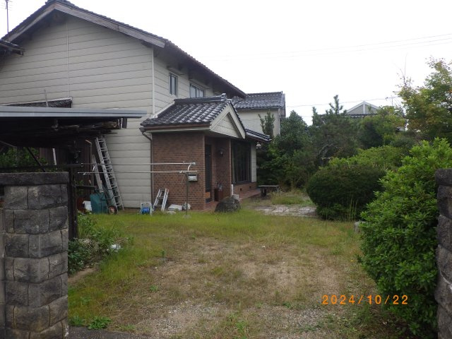 日高町松岡　中古住宅の外観|外観もきれいです