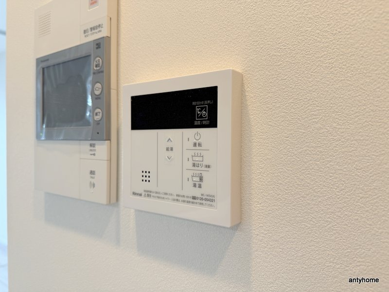 コンフォリア・リヴ本町WEST Ｑ　仲介手数料無料の内装
