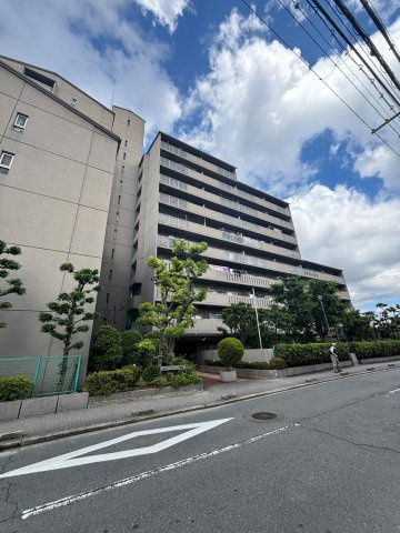 エバーグリーン門真の外観|新しい生活にいかがでしょうか？外観はお住まいの顔になります。こだわりたいポイントですね。水回りリフォームやリノベーションも承ってます。
■現地見学・資金計画相談・住宅ローン相談もお問合せ受付中■