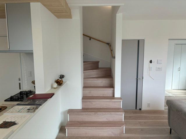 ピークス山の田中央の内装