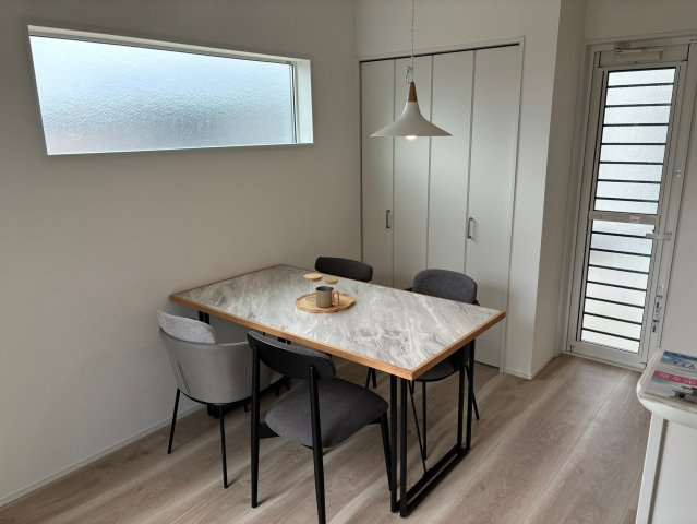 ピークス山の田中央のダイニング