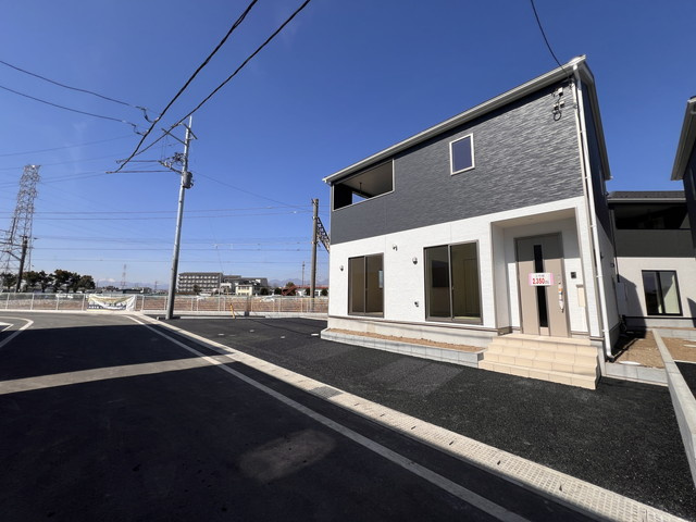 新築　前橋市江田町第6　クレイドルガーデン　2号棟の前面道路含む現地写真|現地写真　南側接道幅員約6ｍ