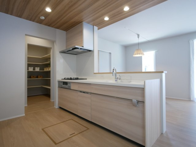 ピークス山の田中央のキッチン