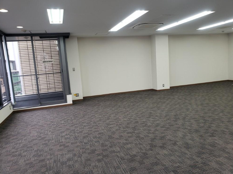 大阪市中央区南船場３丁目の事務所の内装