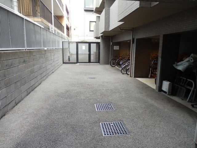 ルーブル蒲田参番館の外観