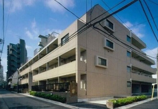 【外観】 | 鉄筋コンクリート造のがっちりとした建物。